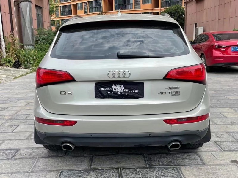 荊州17年奧迪Q53