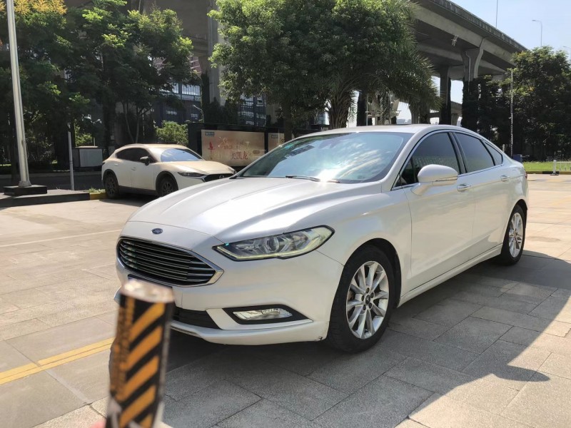 武汉17年福特蒙迪欧3