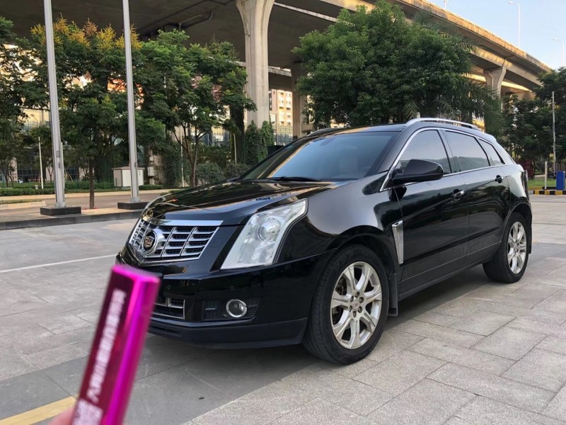 武汉15年凯迪拉克SRX8