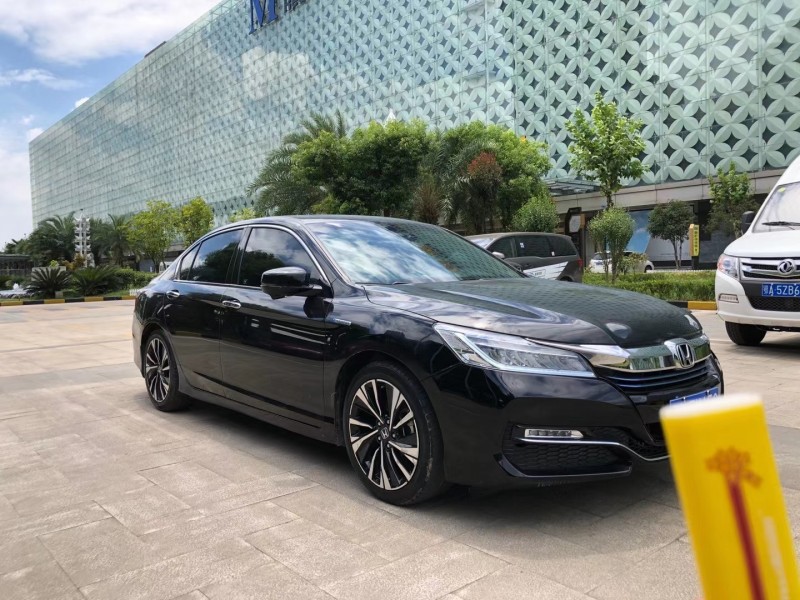 武汉18年本田雅阁3