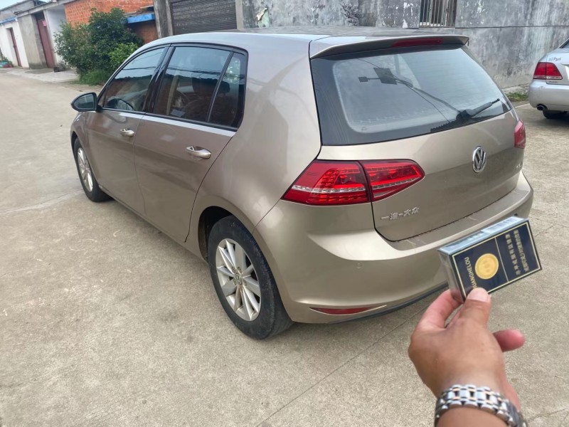 武汉14年大众高尔夫7