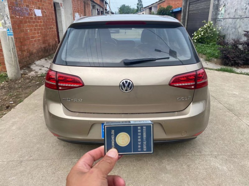 武汉14年大众高尔夫9