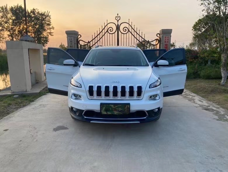 徐州18年Jeep自由光2