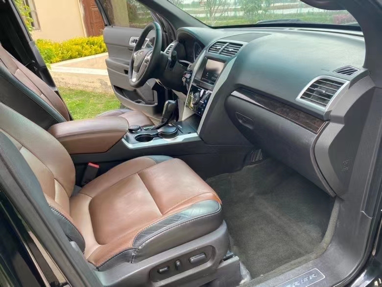 徐州15年福特探险者4