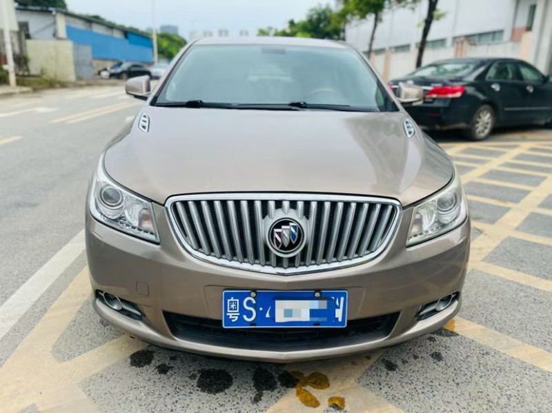 东莞10年别克君越1