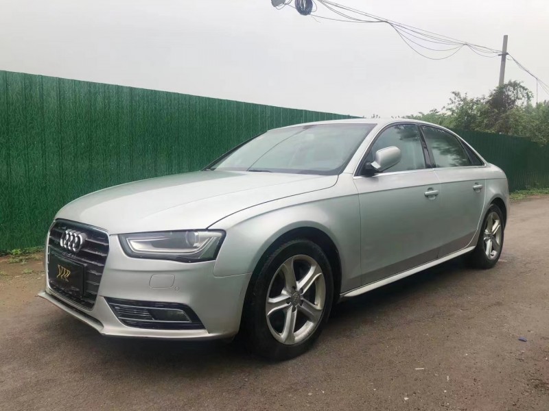 济宁15年奥迪A4L3