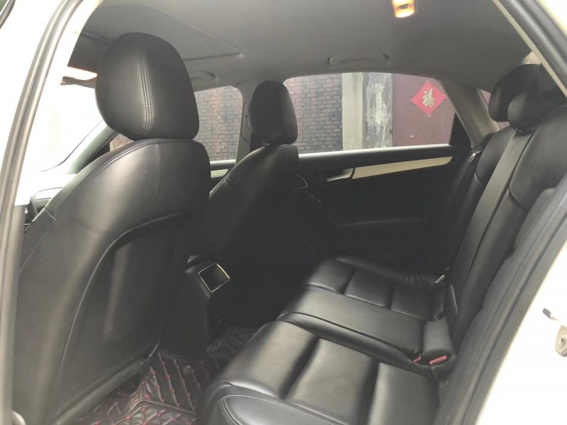 济宁14年奥迪A4L6