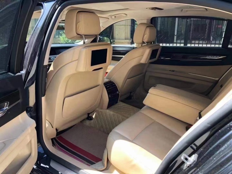 青岛12年宝马7系6