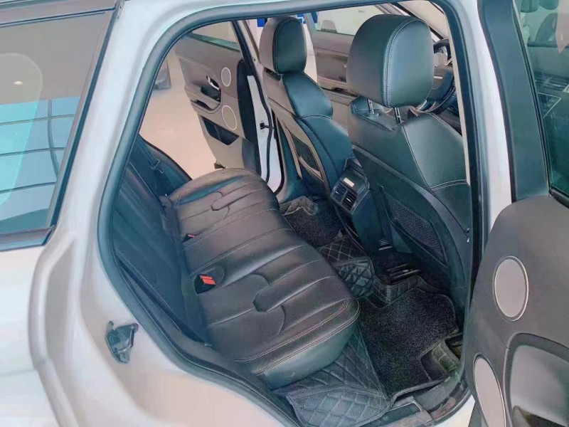 邢台14年路虎极光6