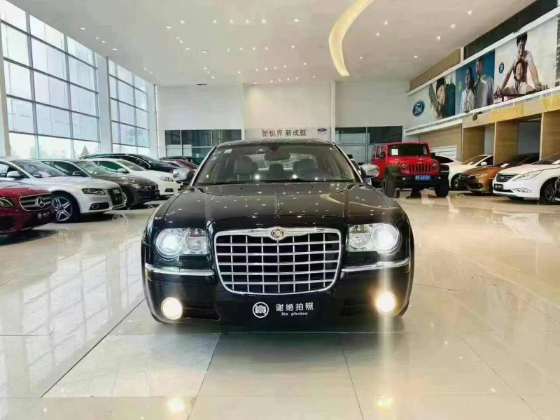 邢台09年克莱斯勒300C1