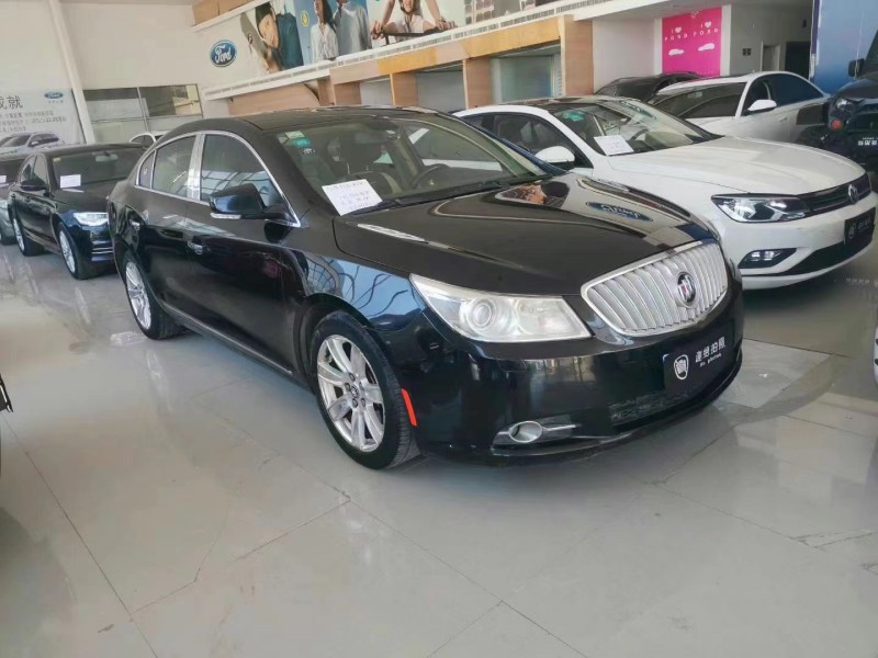 邢台12年别克君越7