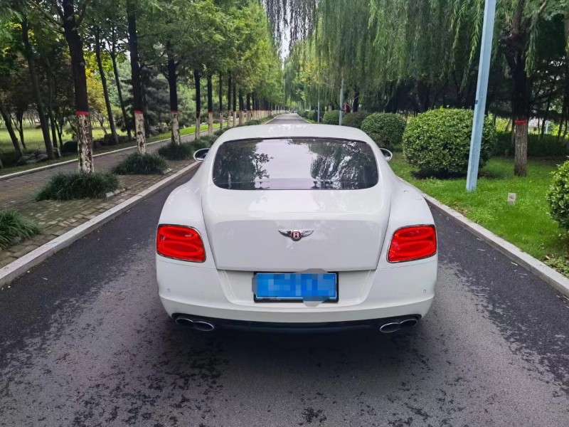北京14年賓利歐陸9