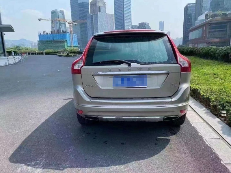 重慶13年沃爾沃XC602