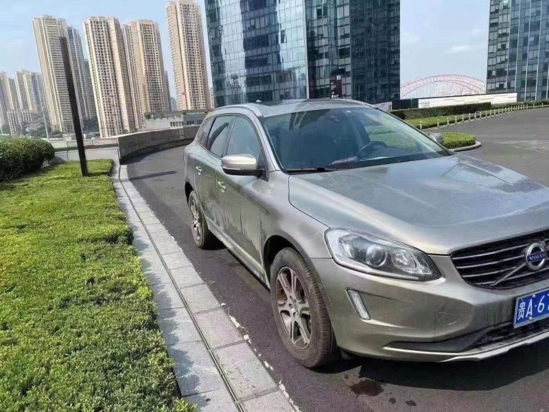 重慶13年沃爾沃XC609