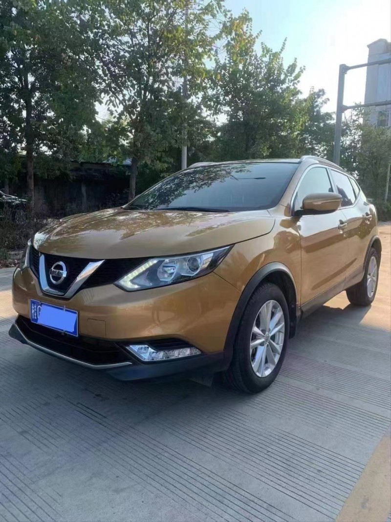南寧16年日產逍客2