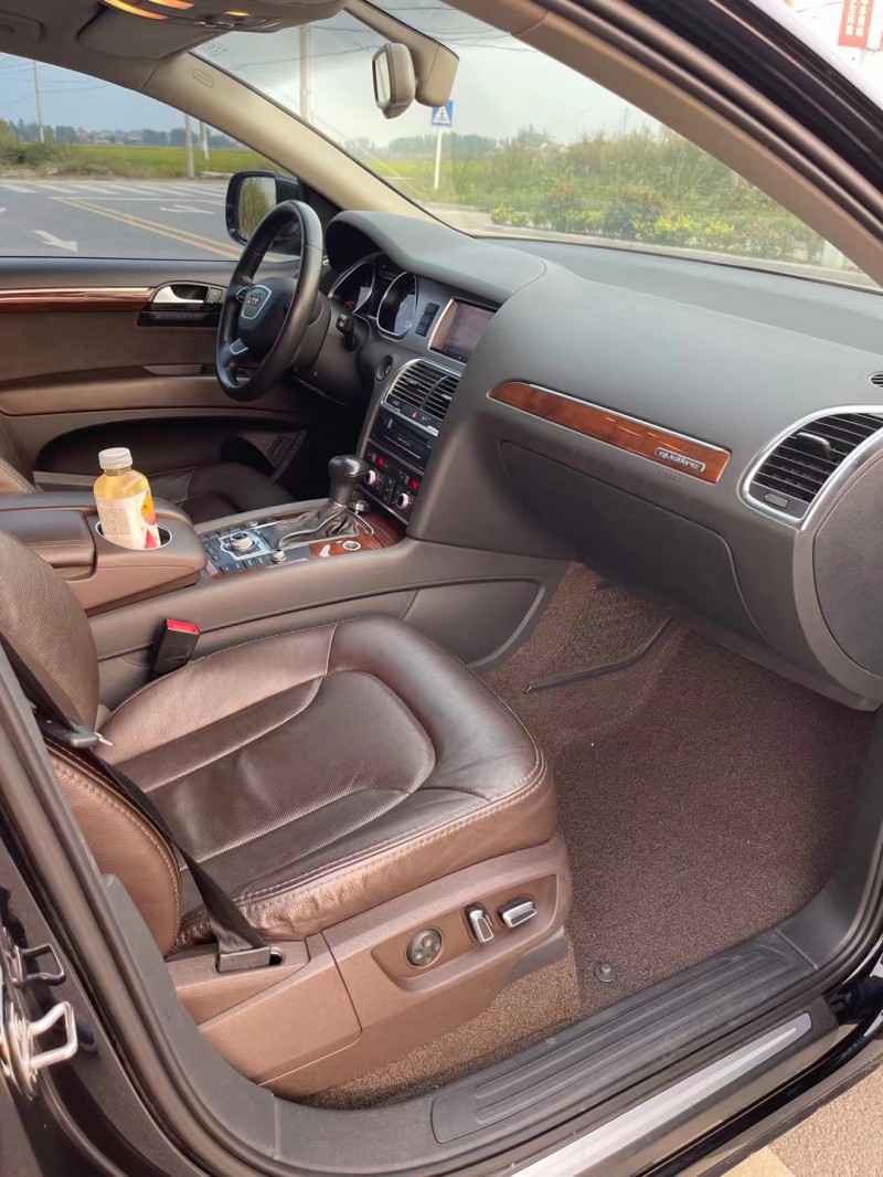 徐州13年奥迪Q77