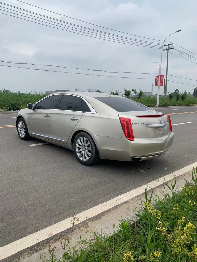 徐州13年凯迪拉克XTS4
