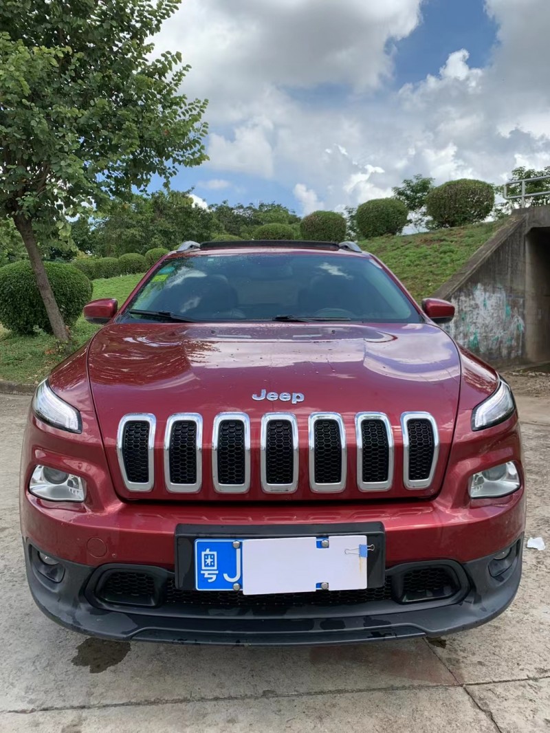 江門18年Jeep自由光1