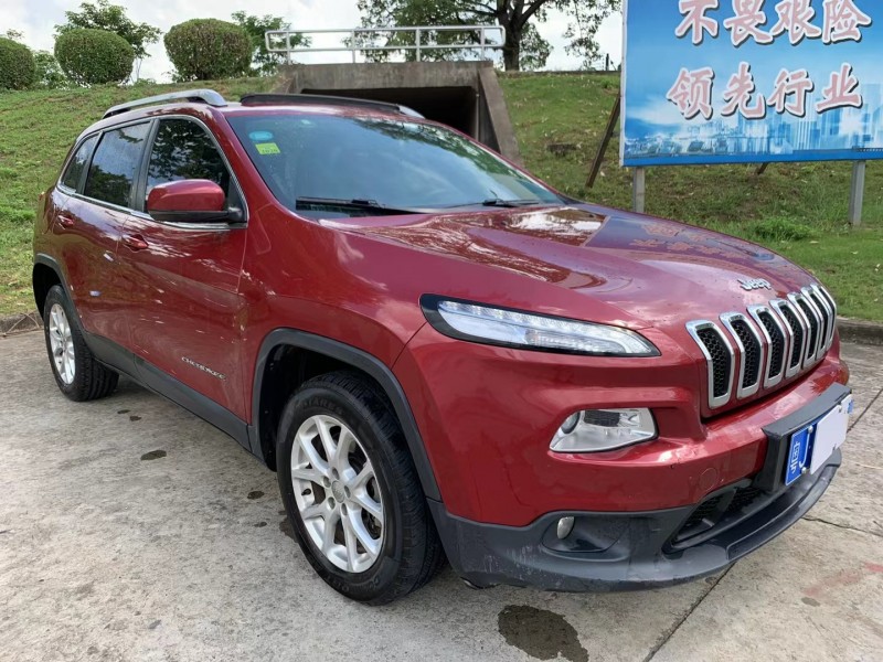 江門18年Jeep自由光3