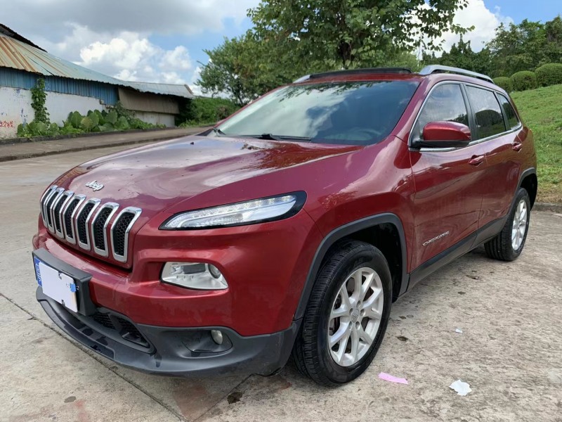 江門18年Jeep自由光2