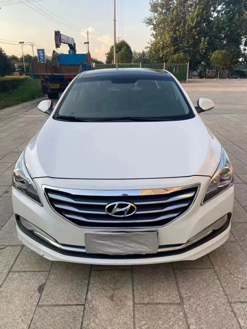 武汉14年现代名图1