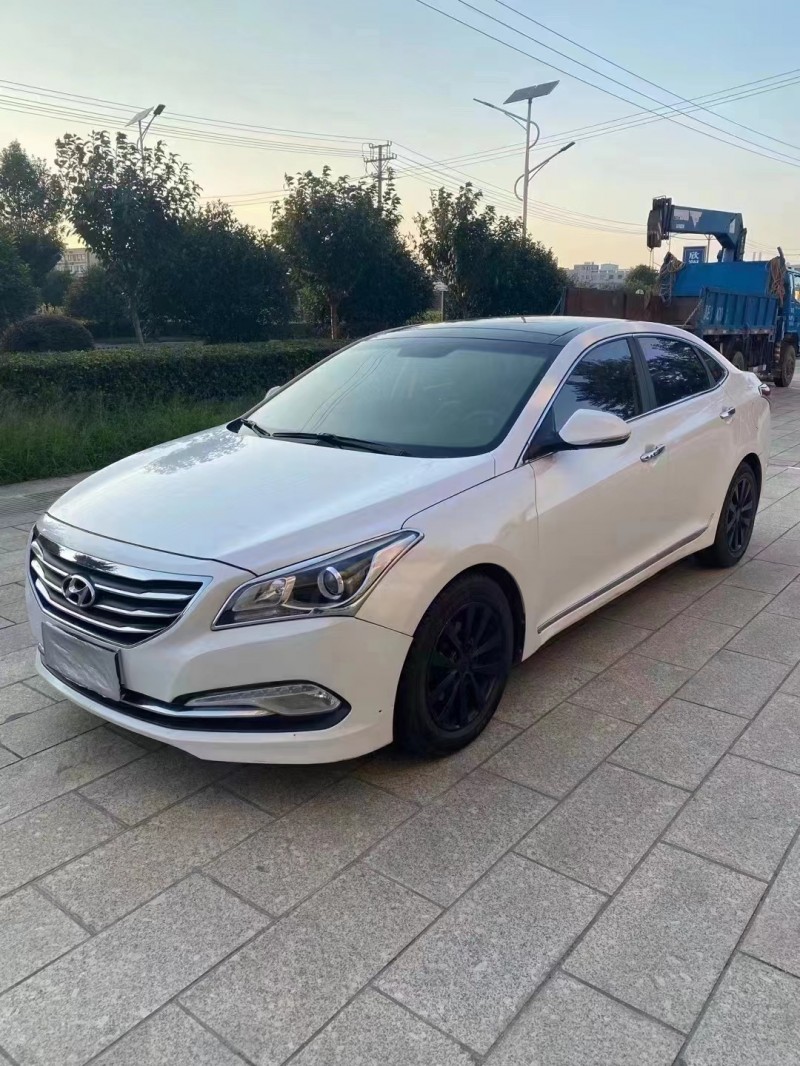 武汉14年现代名图2