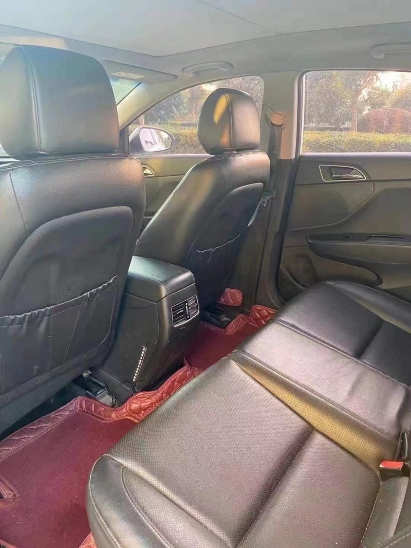 武汉14年现代名图6