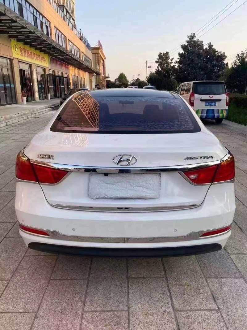 武汉14年现代名图9