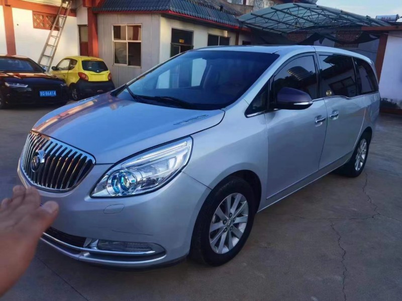 枣庄12年别克GL82