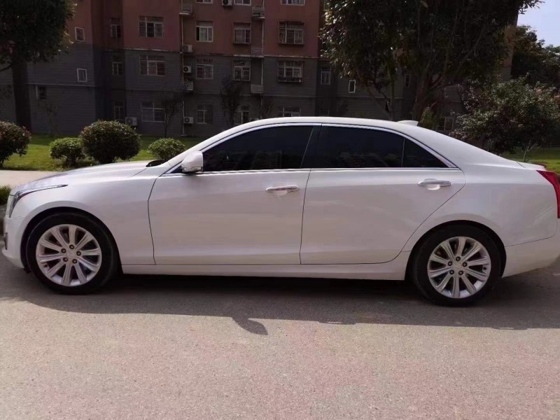 武汉17年凯迪拉克ATS3