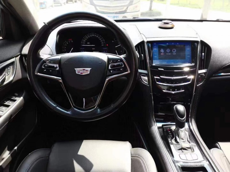 武汉17年凯迪拉克ATS4