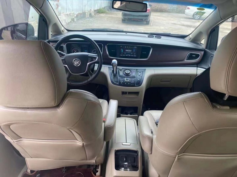 潍坊17年别克GL83