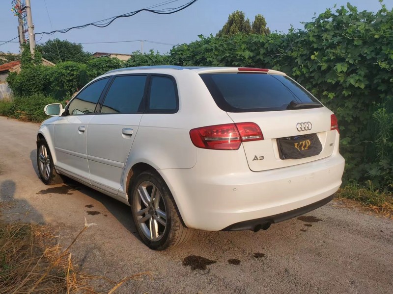 济宁11年奥迪A32