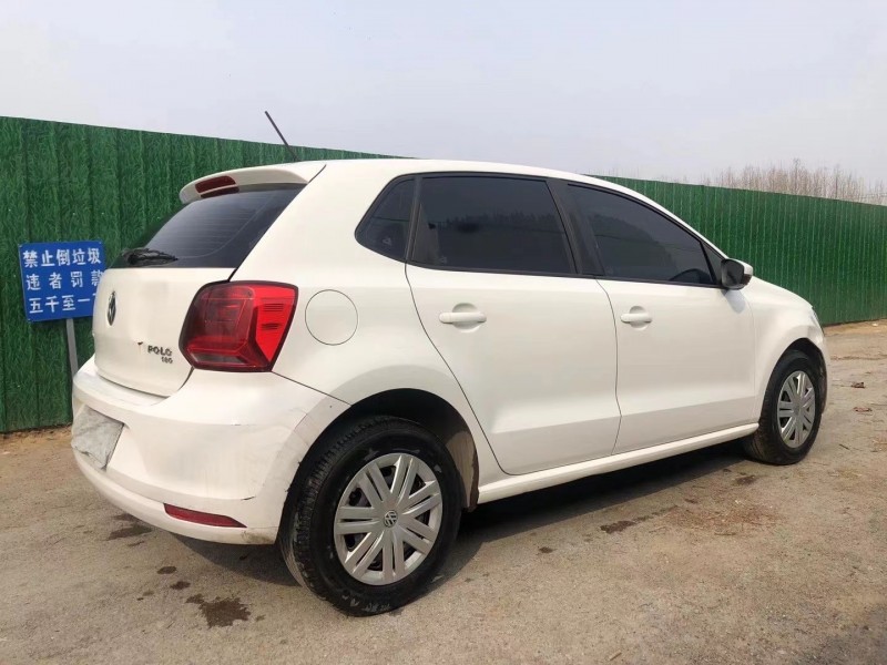 济宁19年大众polo8