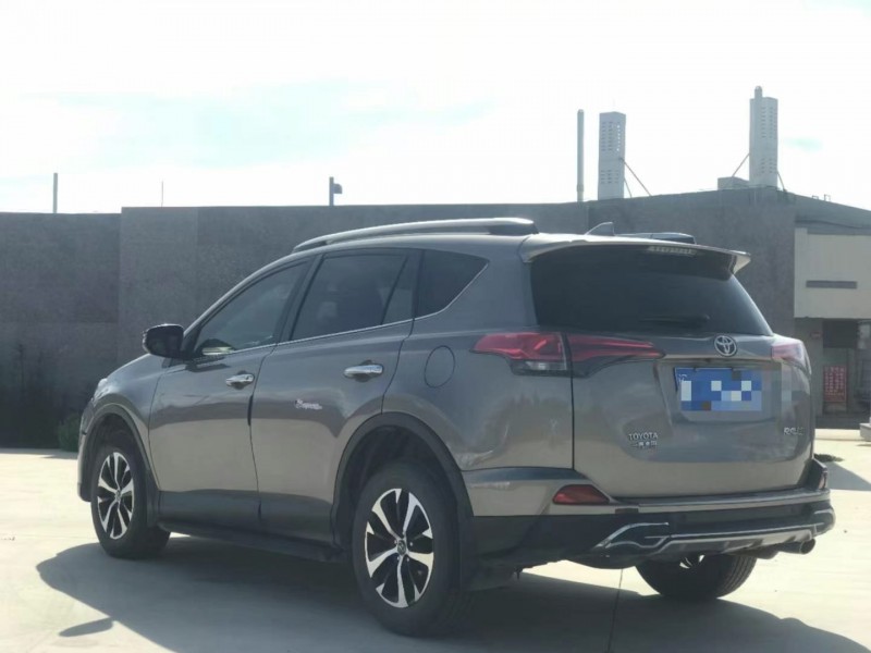 泉州18年豐田RAV44