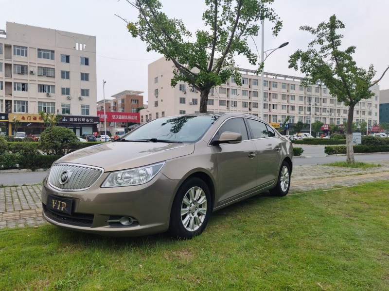 徐州11年别克君越2