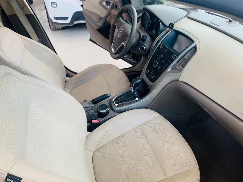 邢台14年别克英朗GT3