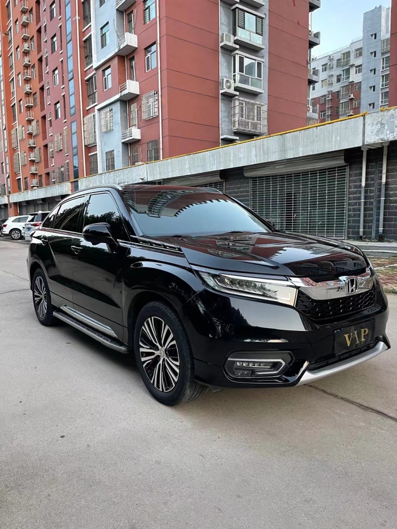 邢台17年本田冠道2