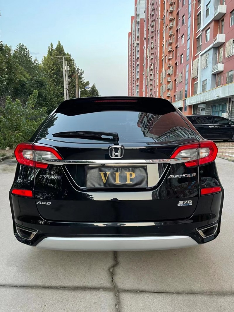 邢台17年本田冠道5