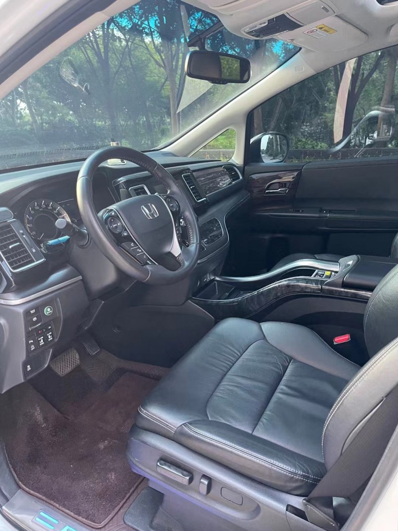 邢台19年本田艾力绅5