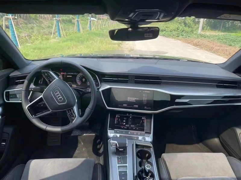 武汉21年奥迪A6L4