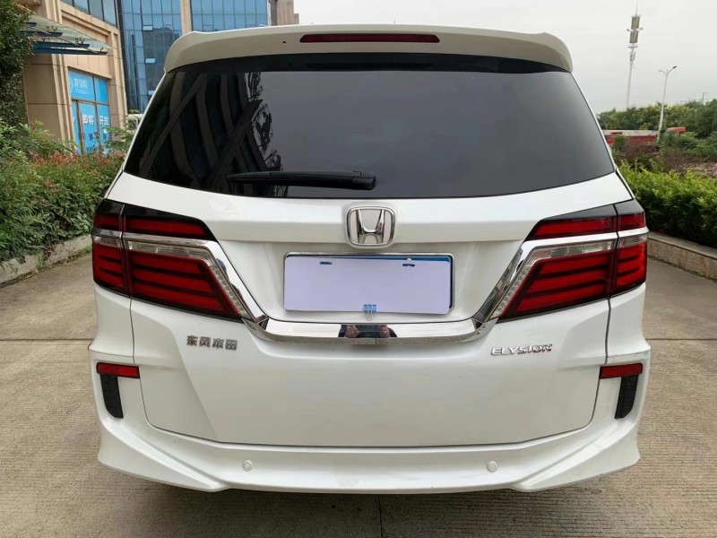 武汉19年本田艾力绅9