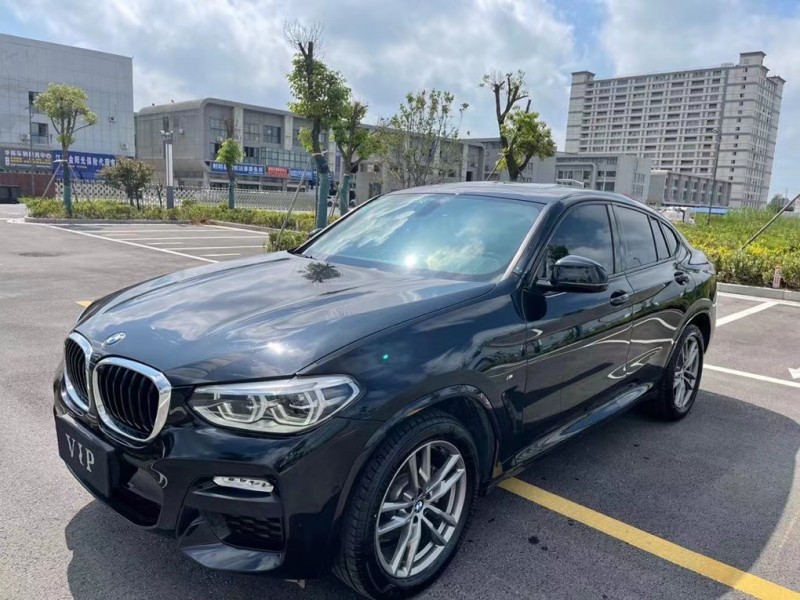 盐城19年宝马X43