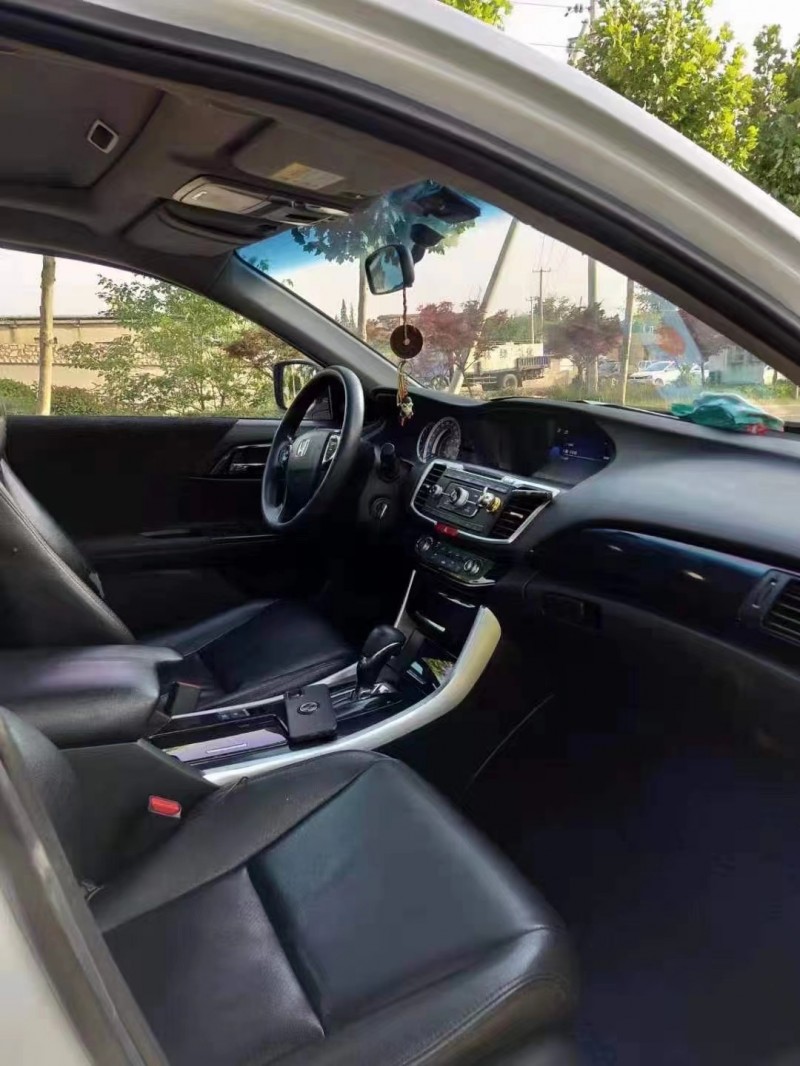 徐州16年本田雅阁4