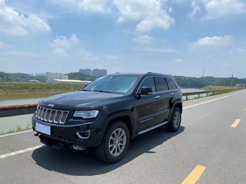 常德14年Jeep大切諾基7