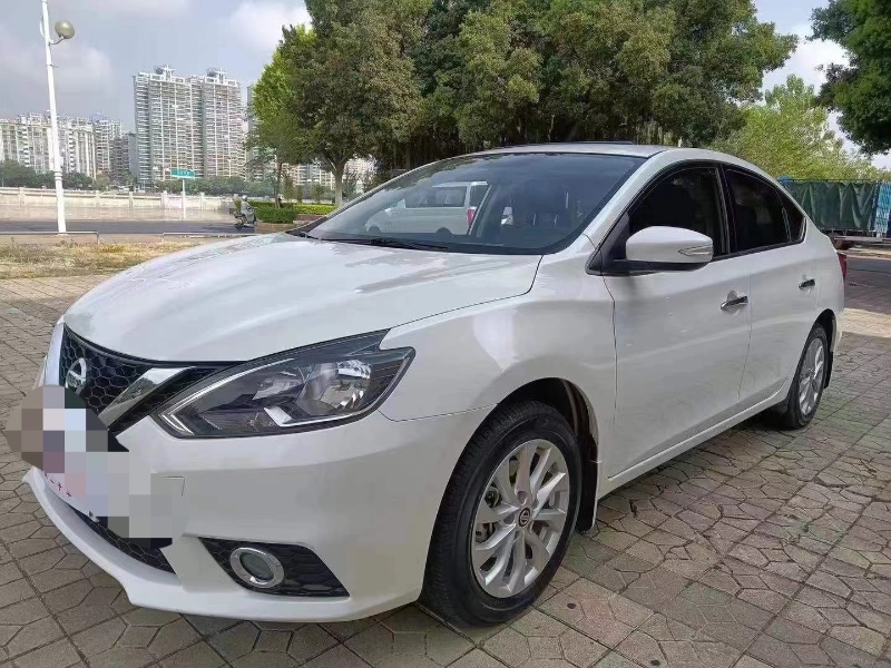 清遠17年日產軒逸8