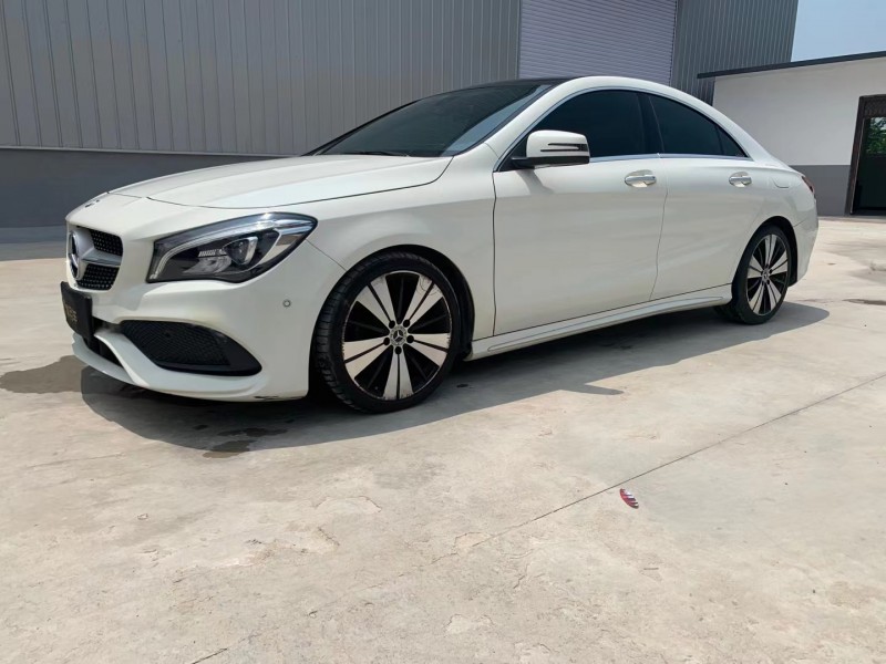 徐州17年奔驰CLA3