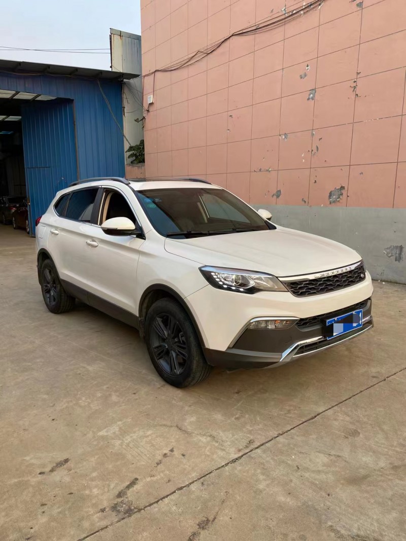 北京18年獵豹汽車CS102