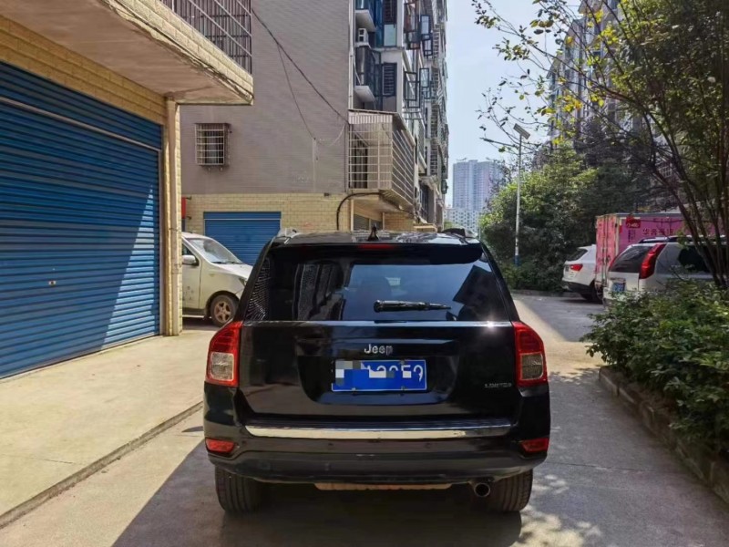 婁底12年Jeep指南者7