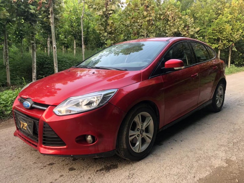 济宁15年福特福克斯2